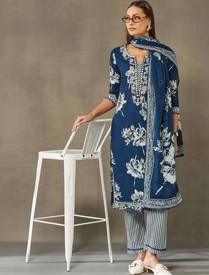 women floral printed regular thread work cotton kurta with trousers & with dupatta 6