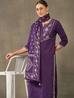women embroidered regular thread work cotton kurta with palazzos & with dupatta 6