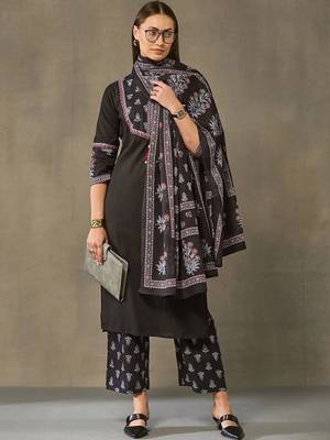 women ethnic motifs regular cotton kurta with palazzos & with dupatta 5