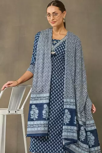 women ethnic motifs printed regular cotton kurta with palazzos & with dupatta