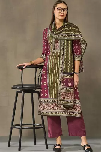 women ethnic motifs printed regular cotton kurta with trousers & with dupatta