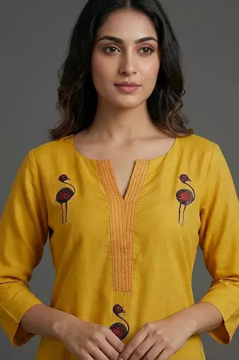 women ethnic motifs embroidered regular thread work kurta with trousers