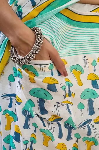 white printed pure cotton ready to wear saree