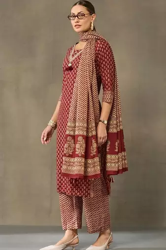 women ethnic motifs printed regular cotton kurta with palazzos & with dupatta