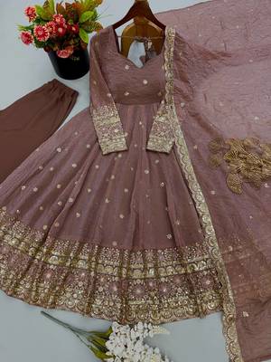 Women's heavy embroidered anarkali kurta pant set with dupatta 4