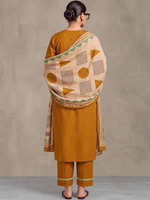 women embroidered empire thread work cotton kurta with trousers & dupatta 3