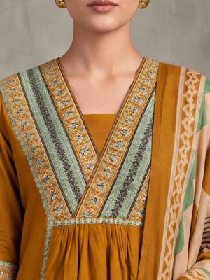 women embroidered empire thread work cotton kurta with trousers & dupatta 4