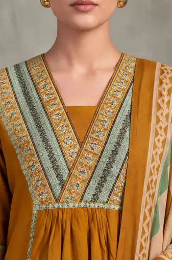 women embroidered empire thread work cotton kurta with trousers & dupatta