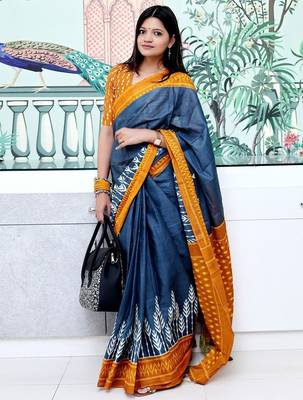 grey floral ikat saree 2
