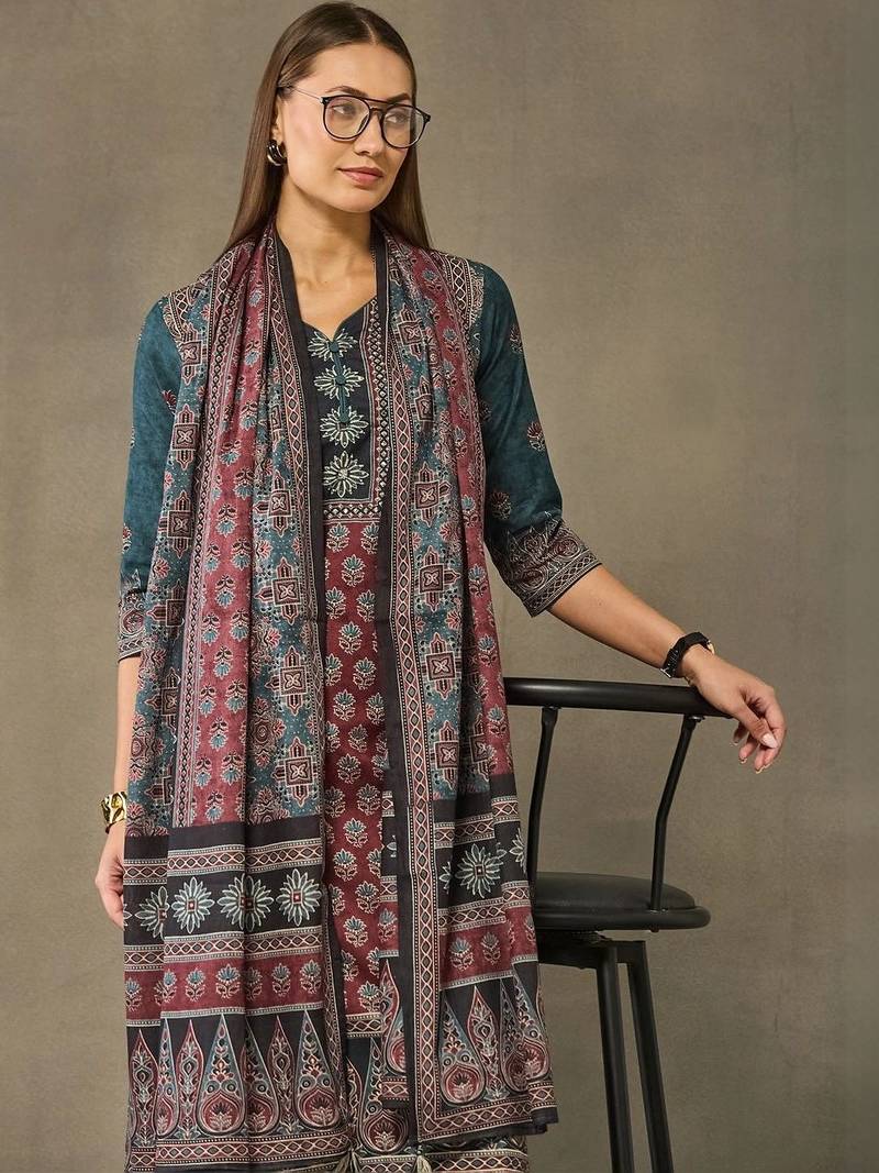 women ethnic motifs printed regular cotton kurta with palazzos & with dupatta
