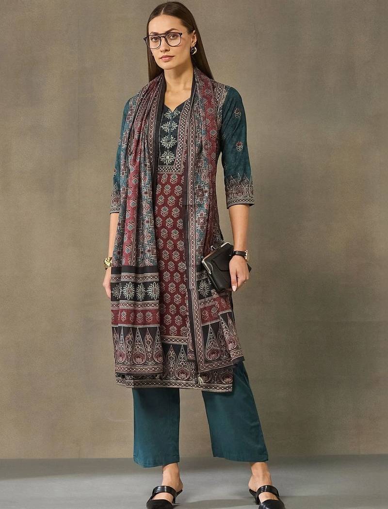 women ethnic motifs printed regular cotton kurta with palazzos & with dupatta
