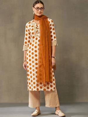women printed regular cotton kurta with palazzos & with dupatta 1
