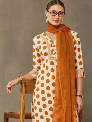 women printed regular cotton kurta with palazzos & with dupatta 6