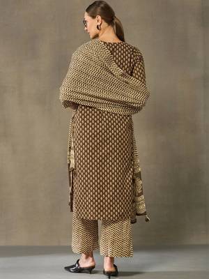 women ethnic motifs printed regular cotton kurta with palazzos & with dupatta 3