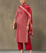 women printed regular cotton kurta with trousers & with dupatta