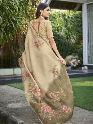cream floral aari work tissue kanjeevaram saree 3