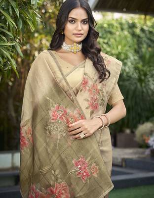 cream floral aari work tissue kanjeevaram saree 5