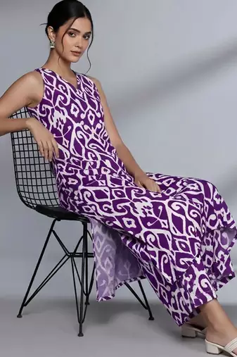 women printed regular cotton kurta with palazzos