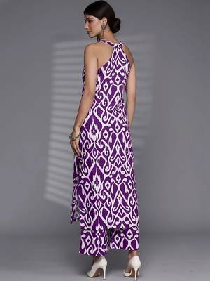 women printed regular cotton kurta with palazzos 4