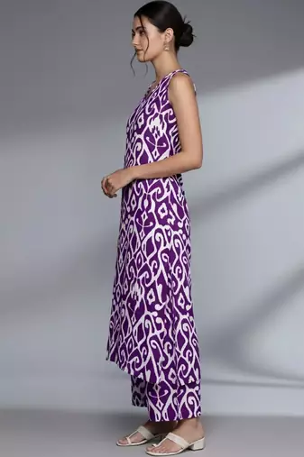 women printed regular cotton kurta with palazzos