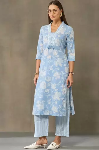women floral printed regular cotton kurta with palazzos & with dupatta