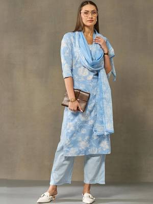 women floral printed regular cotton kurta with palazzos & with dupatta 5