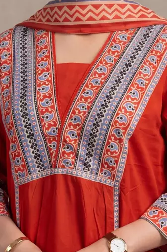women ethnic motifs printed regular cotton kurta with trousers & with dupatta
