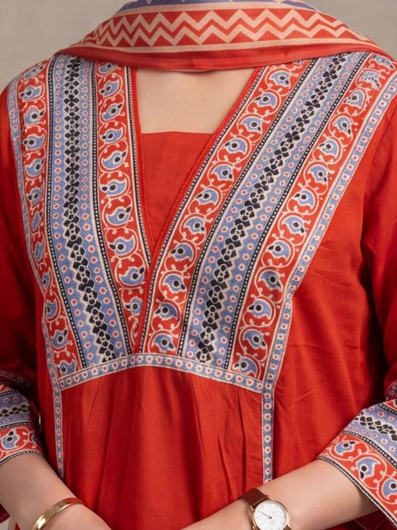 women ethnic motifs printed regular cotton kurta with trousers & with dupatta