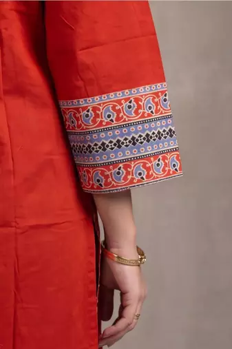 women ethnic motifs printed regular cotton kurta with trousers & with dupatta