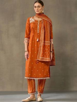 women ethnic motifs embroidered regular thread work cotton kurta with trousers & with dupatta 1