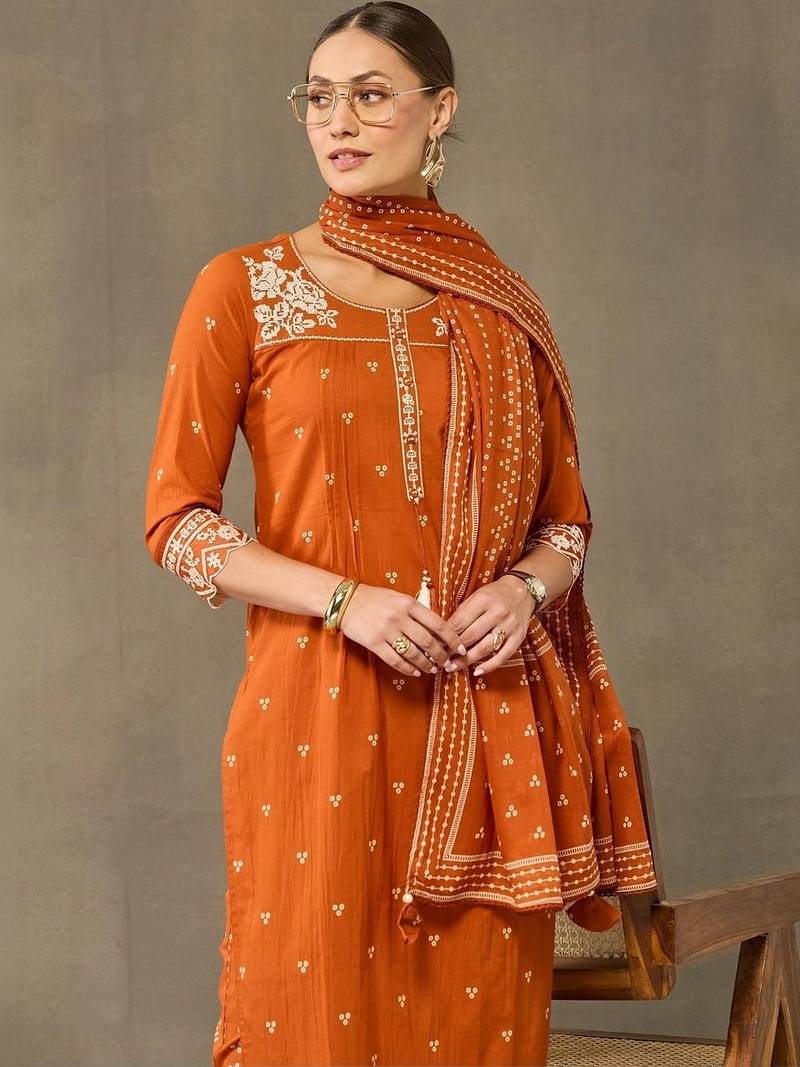 women ethnic motifs embroidered regular thread work cotton kurta with trousers & with dupatta