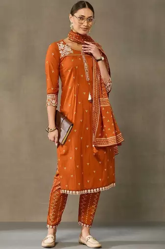 women ethnic motifs embroidered regular thread work cotton kurta with trousers & with dupatta