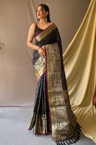 black black & gold-toned geometric woven design zari kanjeevaram saree