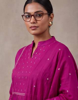 women floral embroidered regular thread work cotton kurta with trousers & with dupatta 5