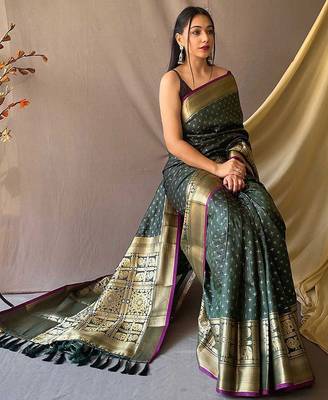 green green & gold-toned geometric woven design zari kanjeevaram saree 2