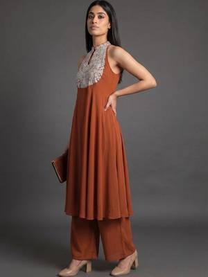 women ethnic motifs embroidered panelled thread work silk georgette kurta with palazzos 7