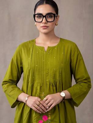 women floral embroidered empire thread work cotton kurta with trousers & with dupatta 5