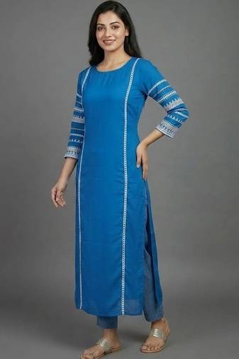 women ethnic motifs embroidered regular thread work kurta with trousers