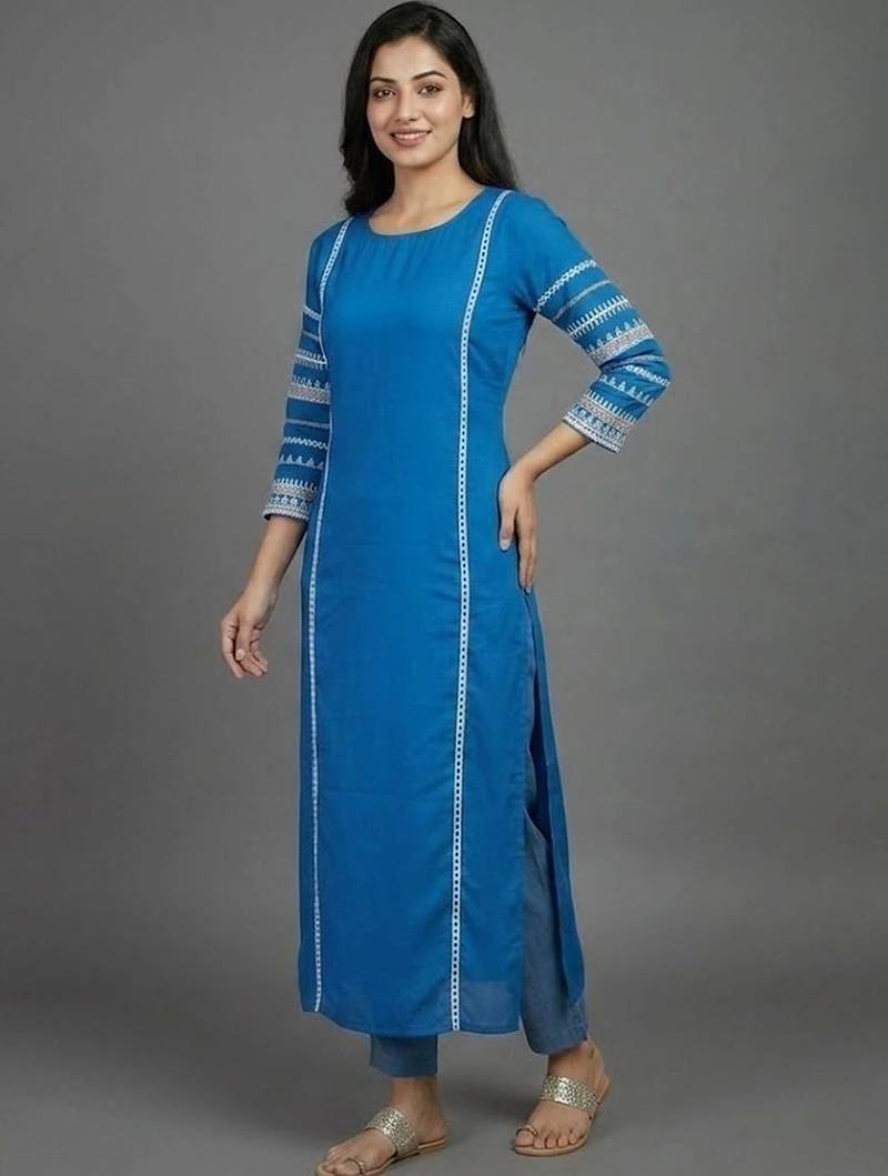 women ethnic motifs embroidered regular thread work kurta with trousers