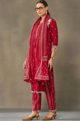 women ethnic motifs embroidered regular thread work cotton kurta with trousers & with dupatta