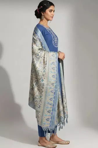 women ethnic motifs embroidered regular thread work kurta with trousers & with dupatta
