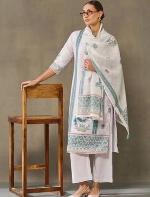 women ethnic motifs printed regular kurta with palazzos & with dupatta 6