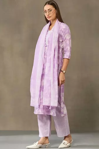 women floral printed regular cotton kurta with palazzos & with dupatta