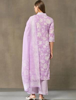 women floral printed regular cotton kurta with palazzos & with dupatta 3