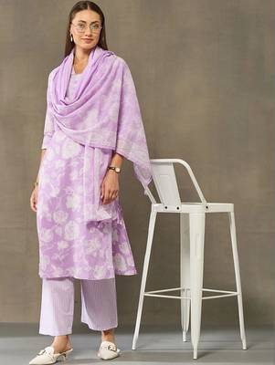 women floral printed regular cotton kurta with palazzos & with dupatta 6