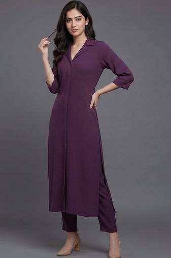 women regular silk crepe kurta with trousers