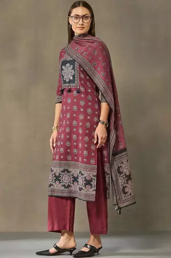 women ethnic motifs printed regular cotton kurta with trousers & with dupatta