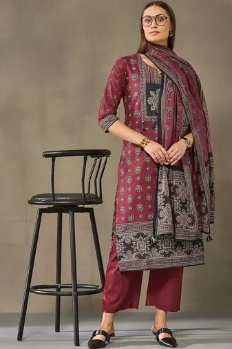 women ethnic motifs printed regular cotton kurta with trousers & with dupatta