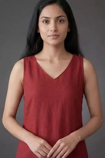women regular kurta with trousers