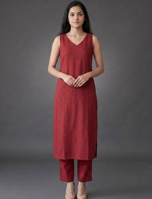 women regular kurta with trousers 3